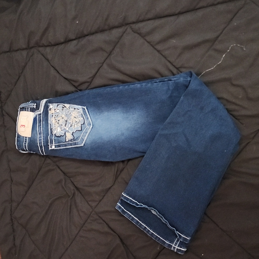 R3BLE Jeans size 5/25 with embroidered flower back pockets